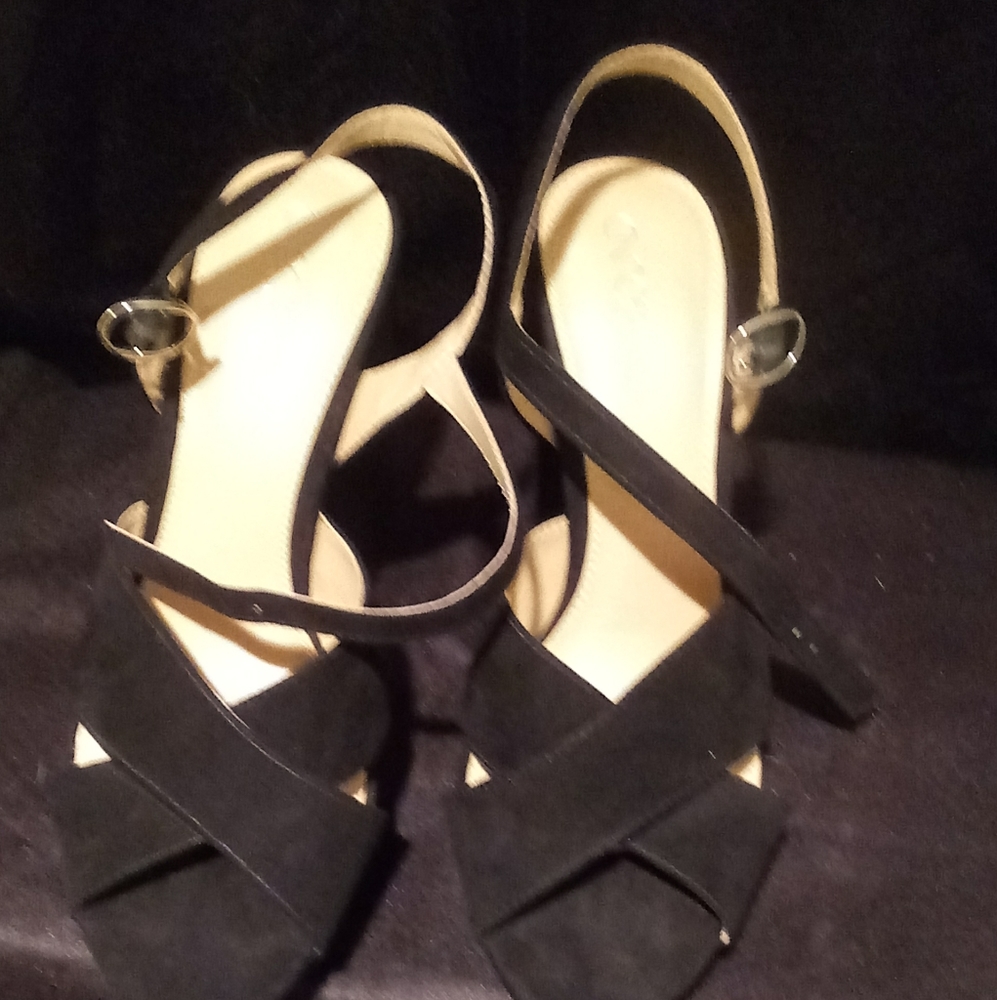 Abound Yazmin-Fab Faux Suede Heels (Black)